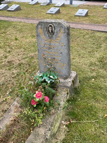 Фотография надгробия